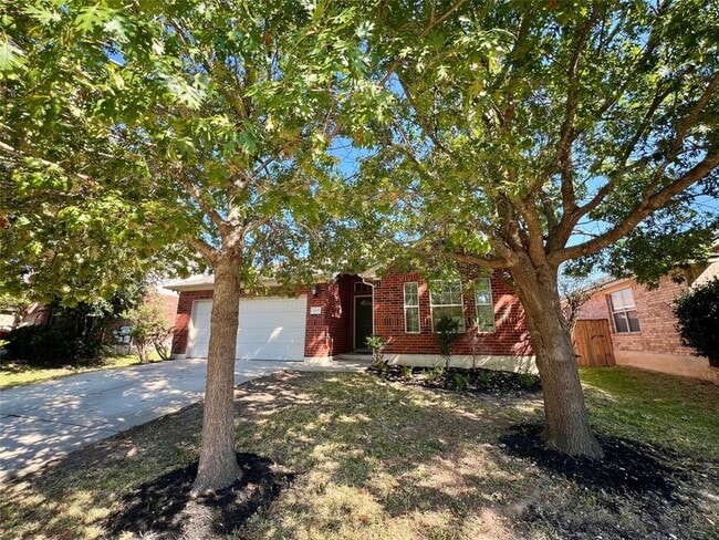 Building Photo - 4511 Western Lake Dr