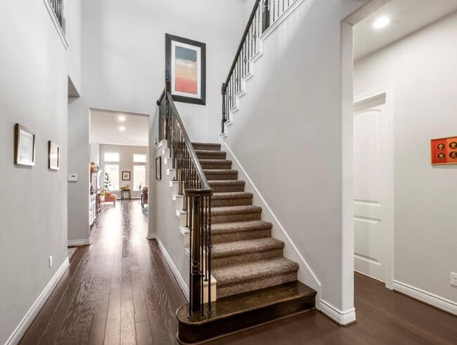 Photo - 5231 Pickford Grove Ln