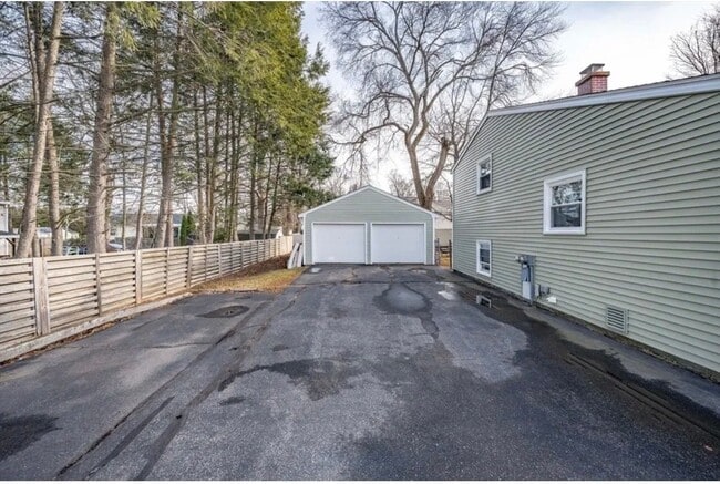 Photo - 11 Hope Farms Dr