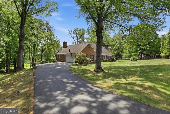 Photo - 1034 Walker Mill Rd
