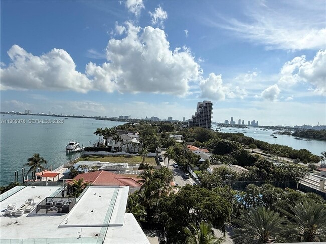 Photo - 801 N Venetian Dr Unit 802