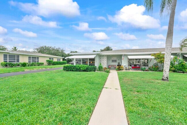 Photo - 142 High Point Blvd Unit A