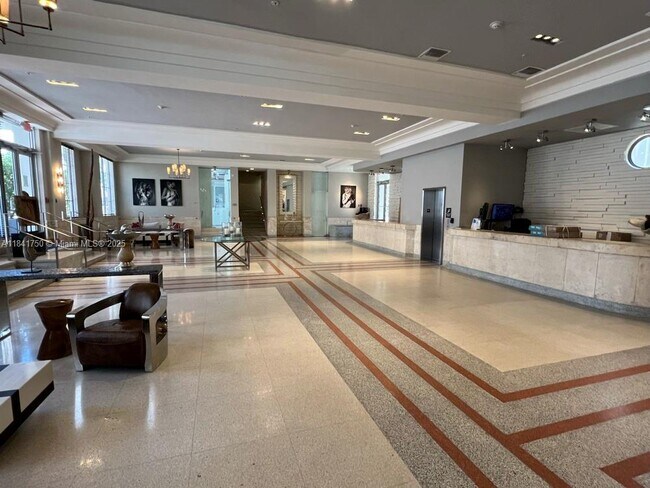 Photo - 435 21st St Unit 116