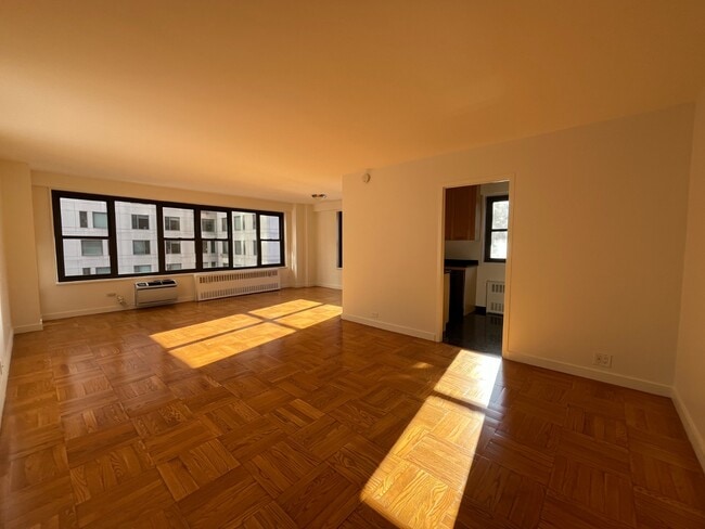 Photo - 145 Fourth Avenue Unidad 9F