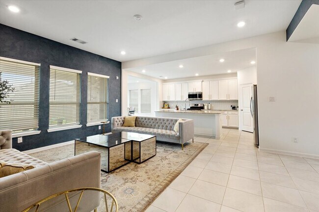 Photo - 4912 Overland Hollow Dr