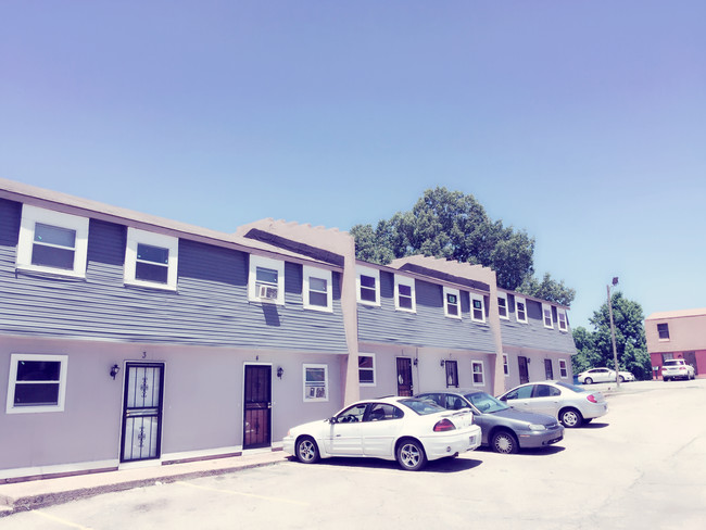 Photo - 1820 E Johnson Ave Apartment Unit 5