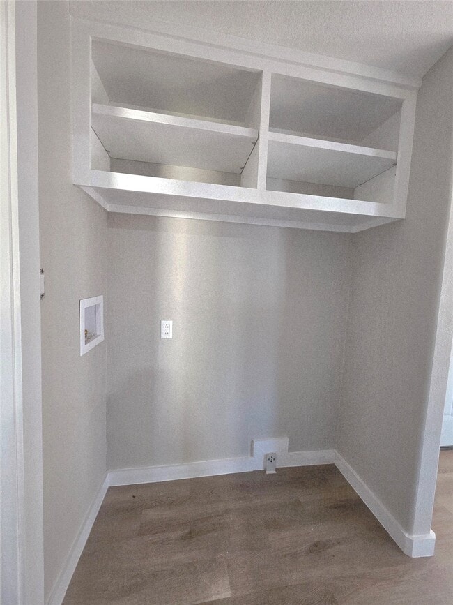 Photo - 310 Paddock St