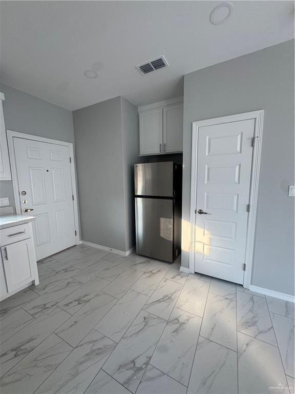 Photo - 11 Elsham Ave Unidad 1