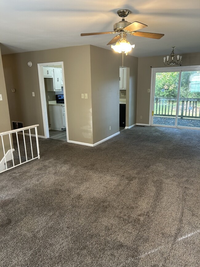 Photo - 2117 Ridge Rd