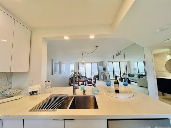 Photo - 4200 N Hwy A1A Unit 1111