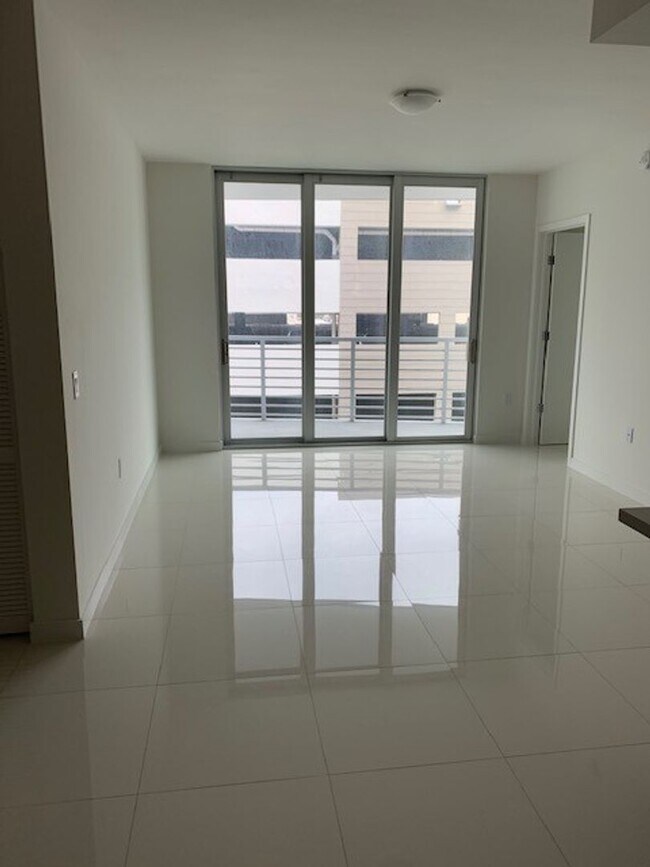 Photo - 2 Bed / 2 Bath Unit 1-405 Unit 1-405