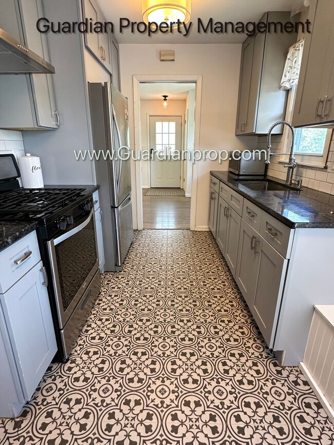 Photo - St Louis Park Single Family Home, Hardwood Floors, Office, Available July/Aug 1st