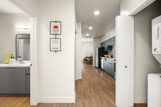 Photo - 2nd Ave Commons