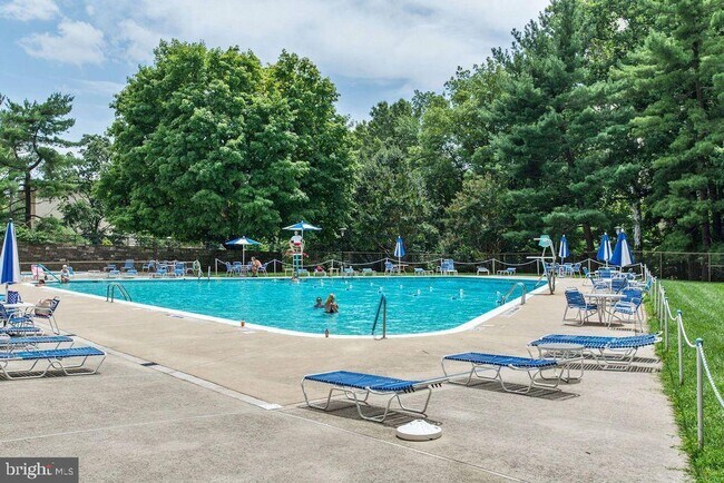 10500 Rockville Pike Unit 1012