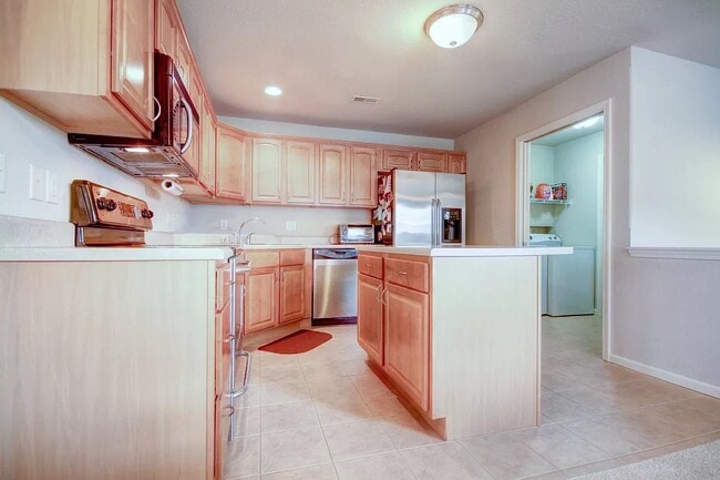 Photo - 103 Yorkminster Ln Unit 7