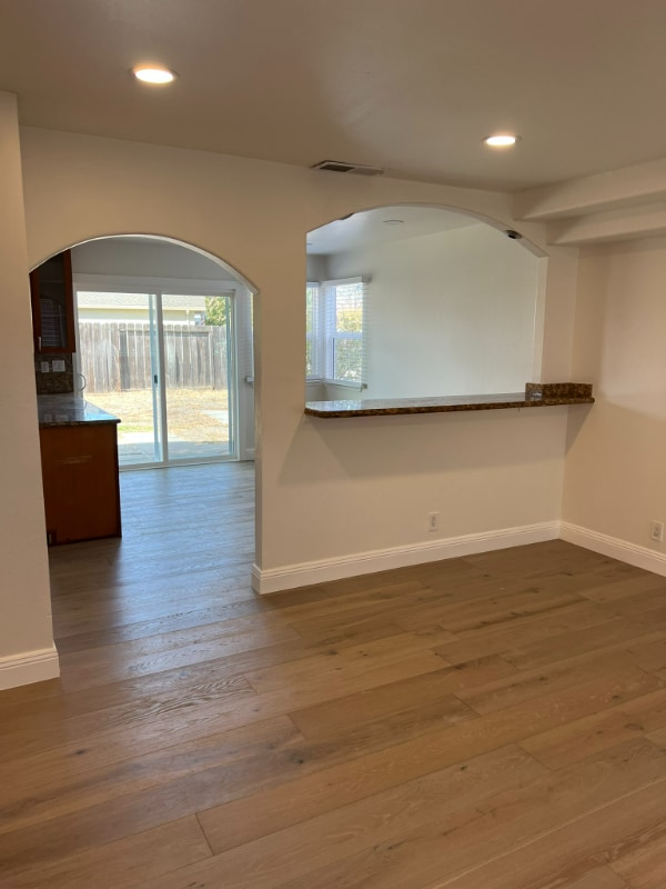 Photo - 4274 Galloway St