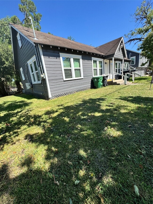 Photo - 4601 Canal St