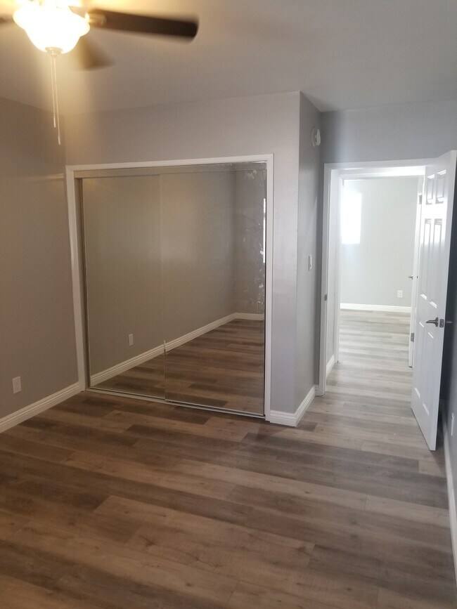 Photo - 4181 Duquesne Ave