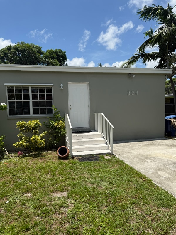 Building Photo - 328 S Biscayne River Dr Rental