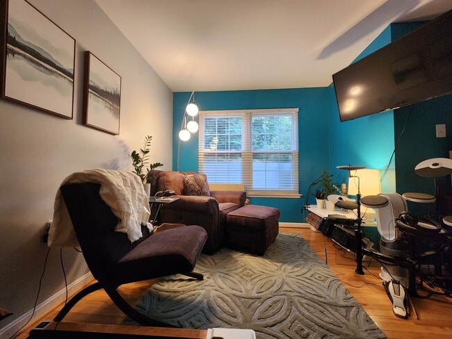 Photo - 3922 Marquis Pl