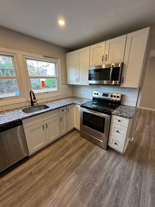 Photo - 3 Bed 2 bath Kensignton Rancher