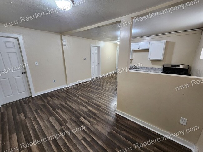 Photo - 3927 Main St Unit Apt 1R