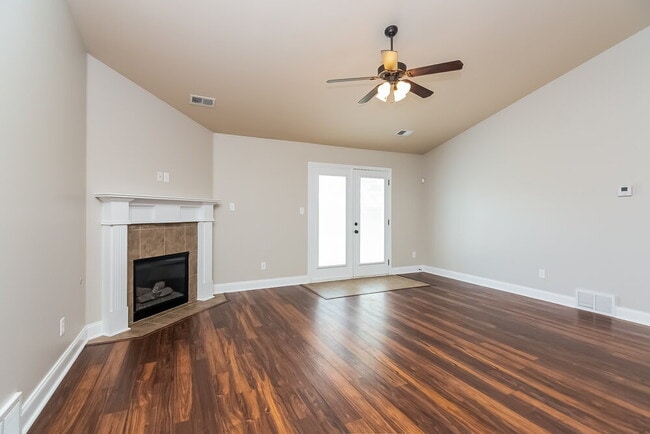 Photo - 2851 S Hartland