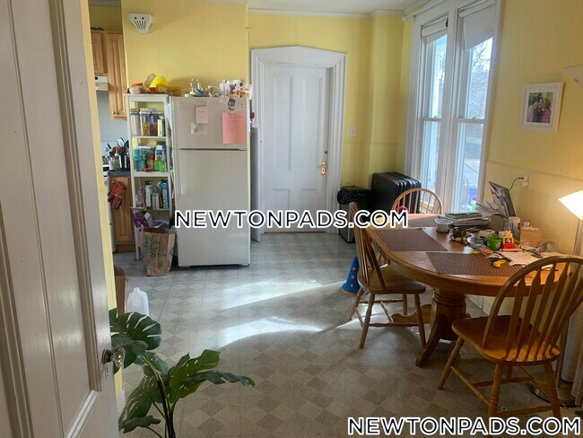 Photo - 84 Walker St Unit 2