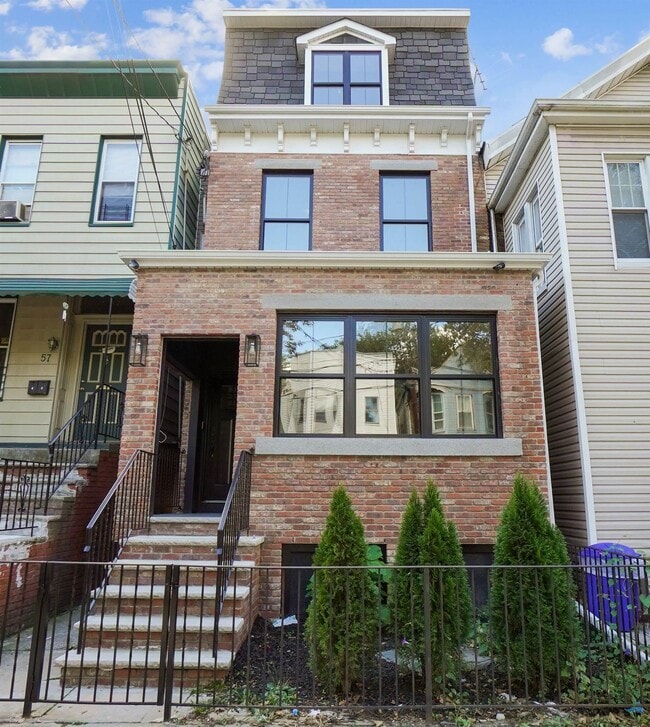 Photo - 59 Gardner Ave Condo Unit 1