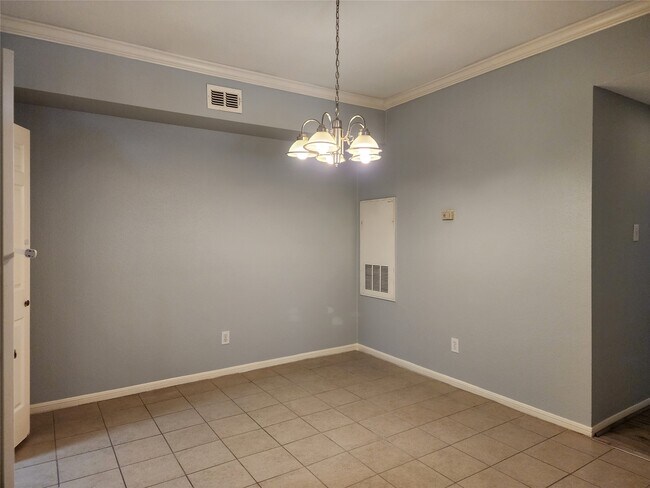 Photo - 2255 Braeswood Park Dr Unit 272