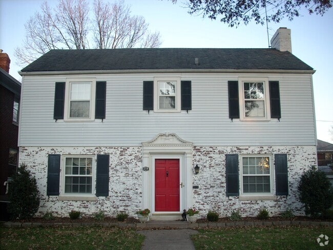 Building Photo - 2219 Saratoga Dr Rental
