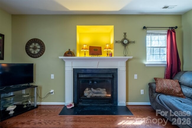 Photo - 7618 Prairie Rose Ln