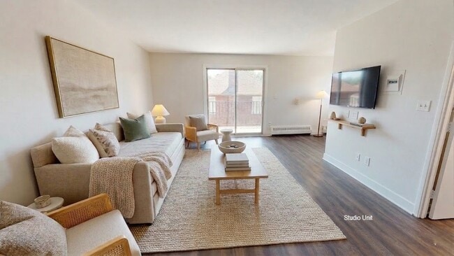 Photo - Riverview Apartments