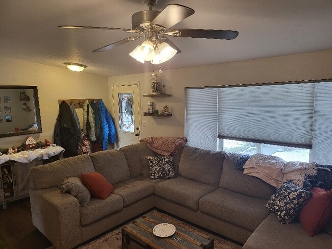 Photo - 1128 Stokes Ave