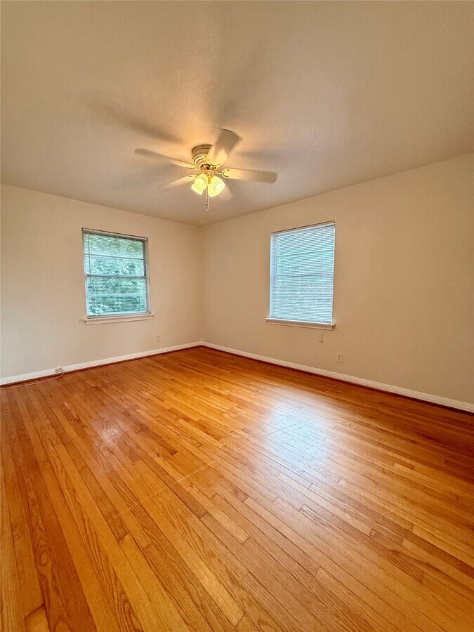 Photo - 7018 Alder Dr Unit 3