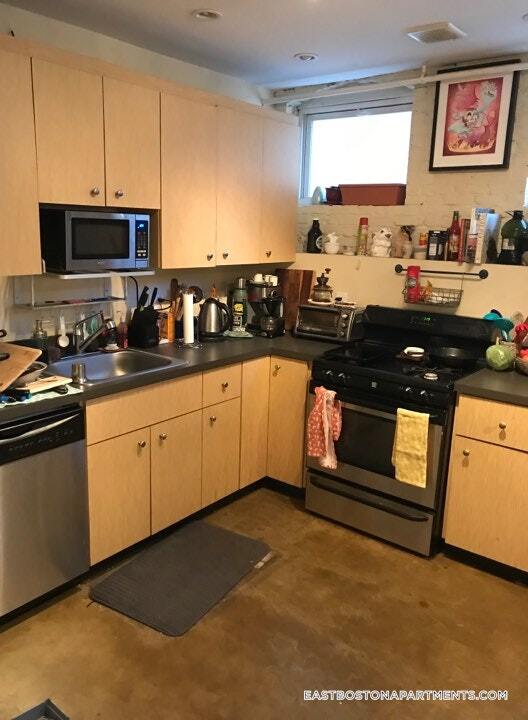 Photo - 72 Frankfort St Unit B