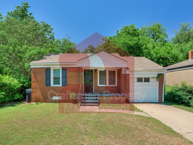 Photo - 1201 Carverdale Dr