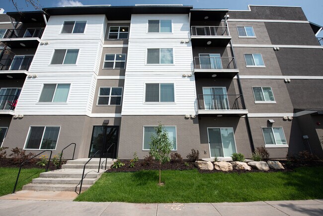 Photo - The Carlo at Washington