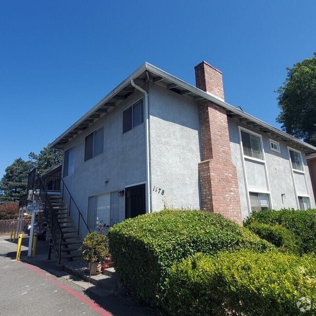 Building Photo - 1178 Francisco Ave Rental