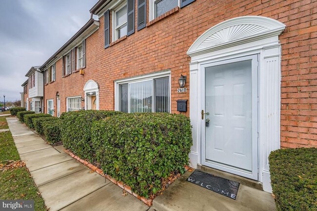 Photo - 2610 Hallam Ct