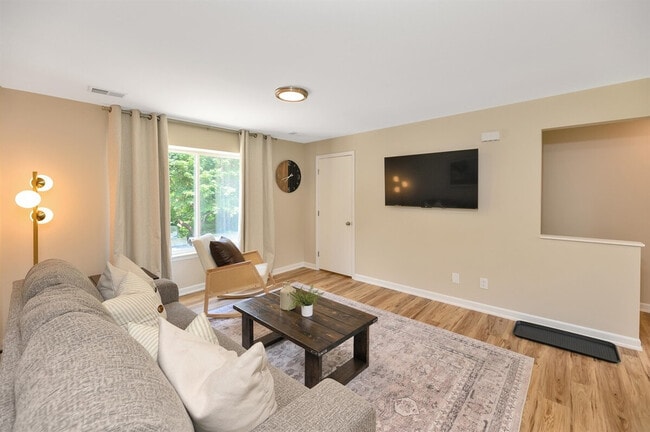 Photo - 18451 Sharon Ln Unidad ID1032334P