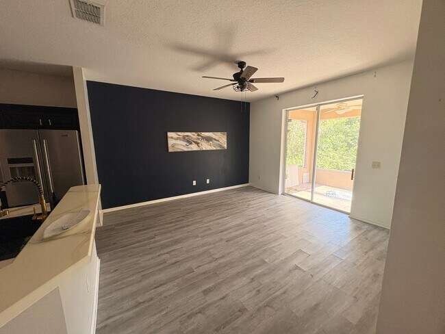 Photo - 1118 Dekleva Dr