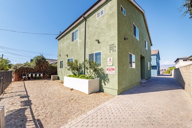 Building Photo - Now Leasing – $3,483 Effective Rent (True ... Unit #2831 Rental