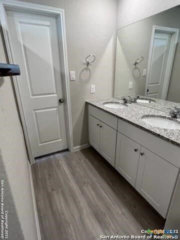 Photo - 2831 Calandra Lark