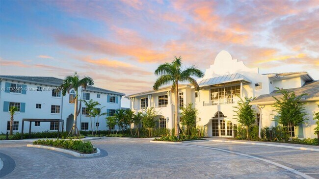 Photo - 4350 Peregrine Way Unidad A3