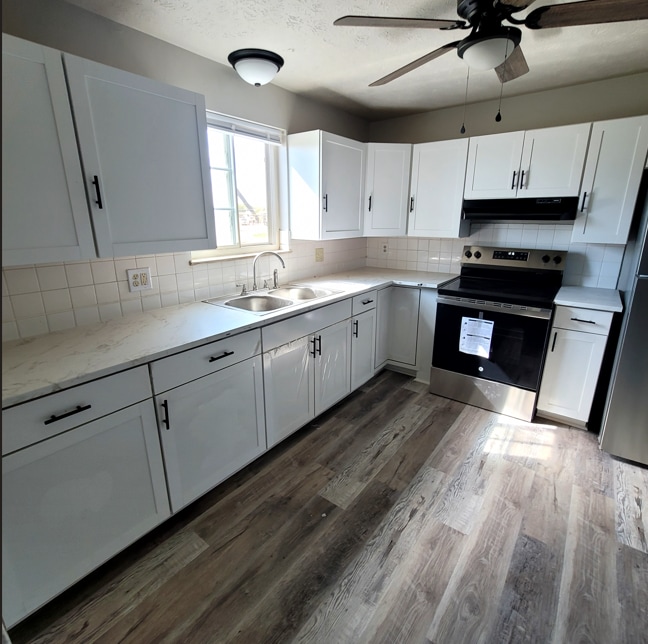 Building Photo - 4642 Applegrove St NW Rental