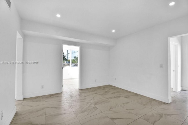 Photo - 3025 NW 8th Ave
