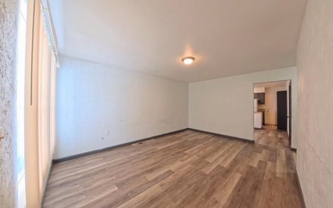 Photo - 2603-2605 Eastview Dr Unit 2605 Eastview Dr.