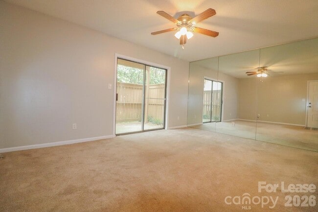 Photo - 1645 Cedarview Ct