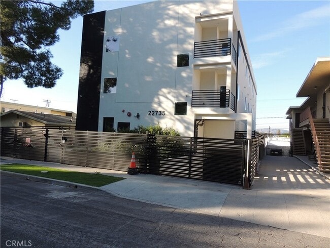 Photo - 22735 Del Valle St Unit 9